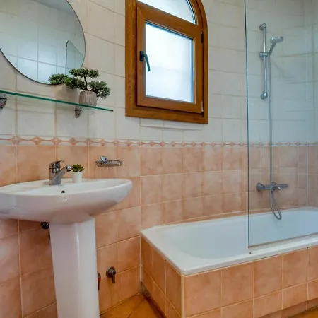 Vakantiehuis Begur-sa Riera 156 *